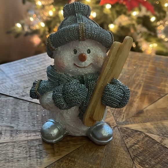 Set of Playful Snowmen - Picture 5 of 6